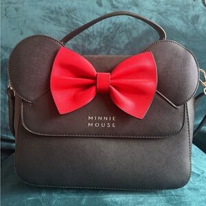 Loungefly Black Minnie Mouse leather crossbody with Red Bow